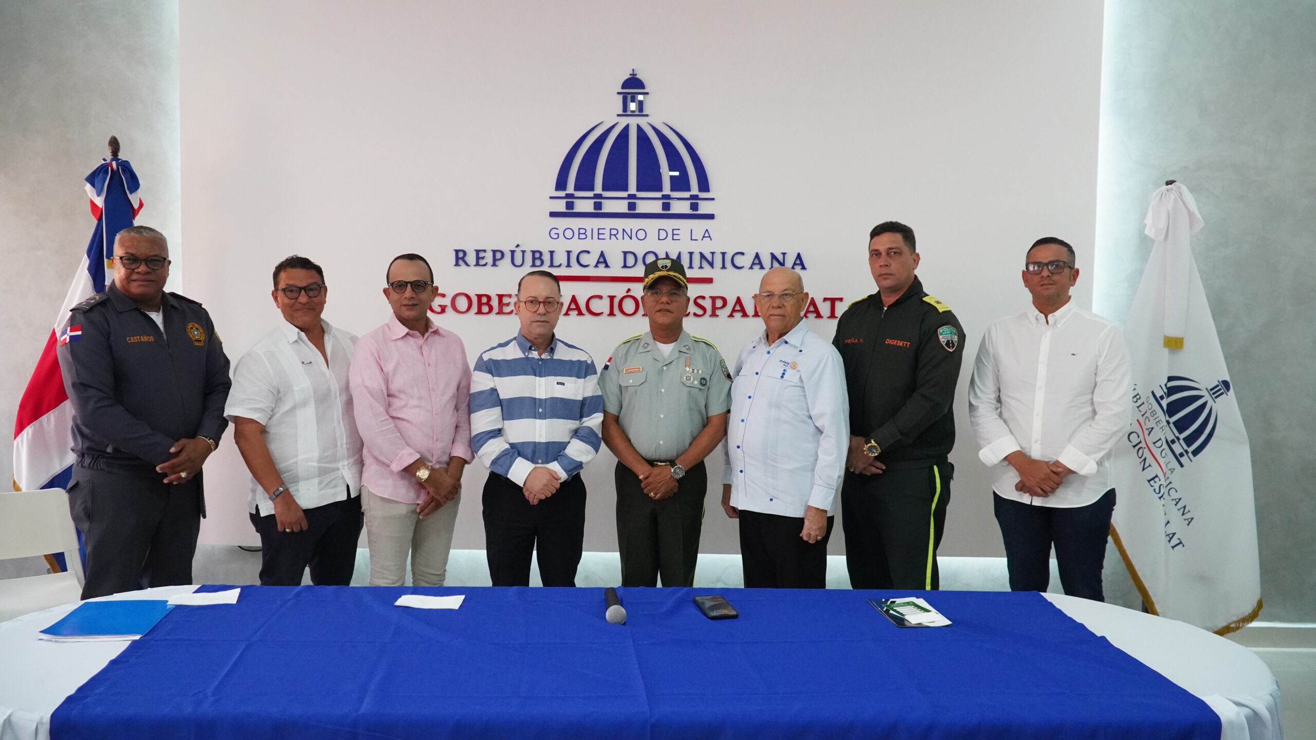 Encuentro del Director Con Autoridades Moca