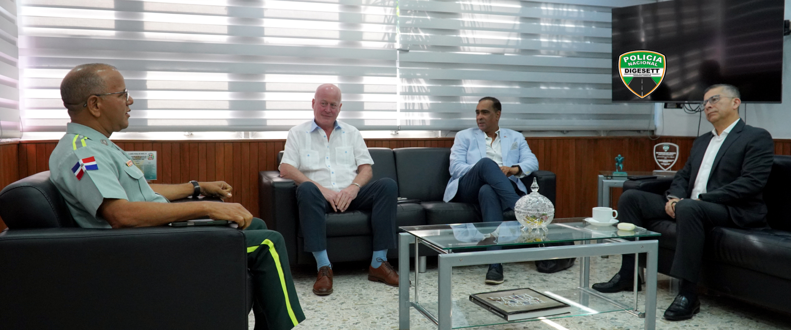 Encuentro con el Comisionado y Asesor de Seguridad de EEUU